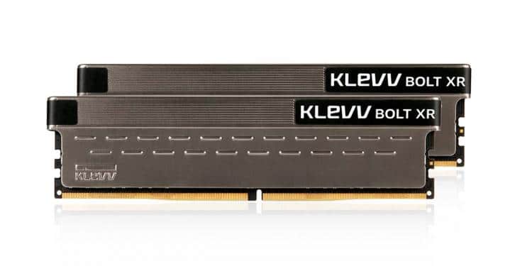 Image 2 : Klevv lance des barrettes mémoire DDR4 Cras XR RGB et Bolt XR