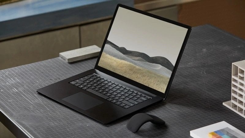 Image 1 : Microsoft équiperait son Surface Laptop 4 de processeurs Intel ou AMD